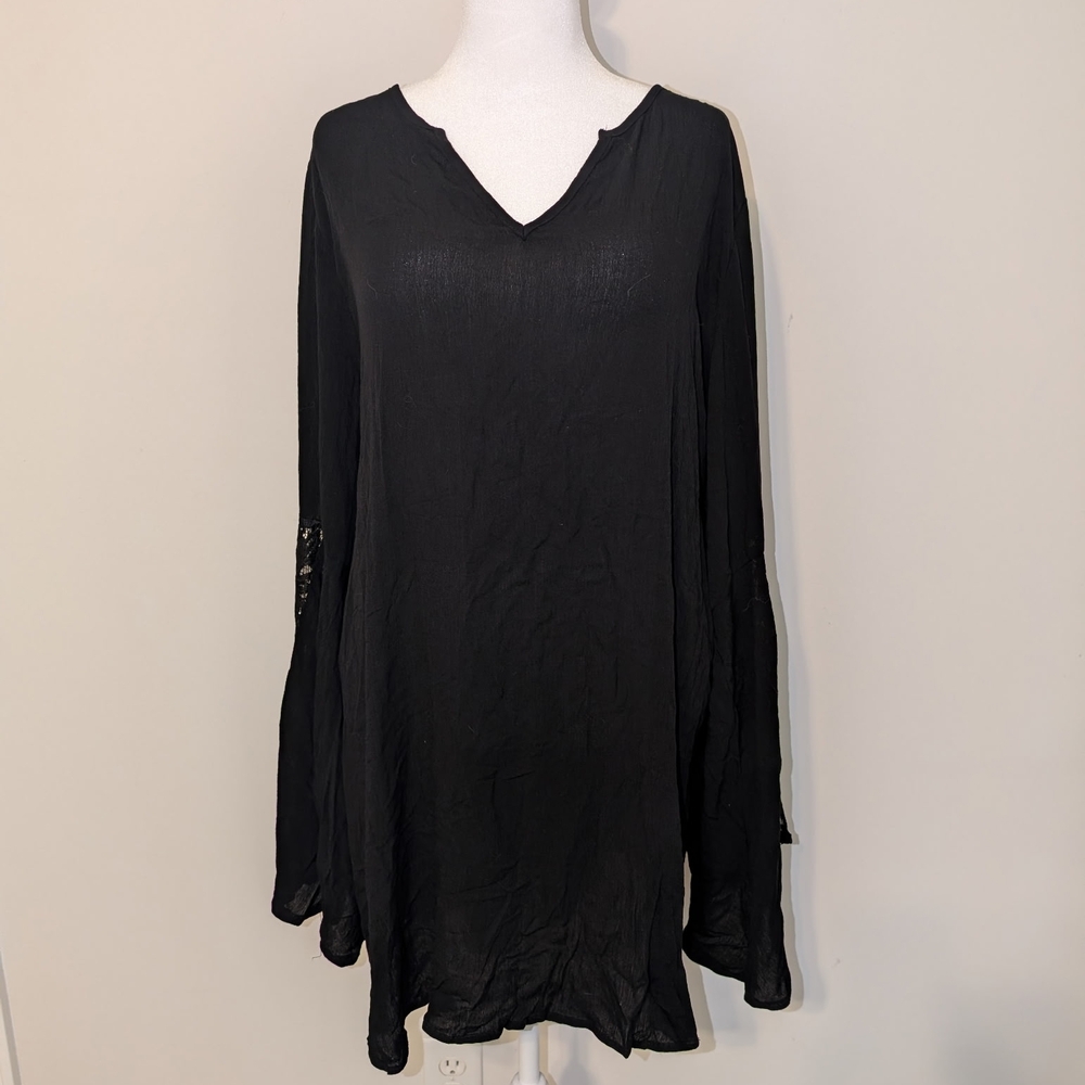 Torrid Black V-Neck Long Sleeve Top With Lace Bell Sleeves